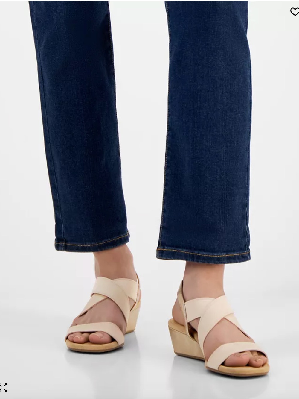 NEW Women's Vonniie Round Toe Wedge Sandals - Picture 7 of 15